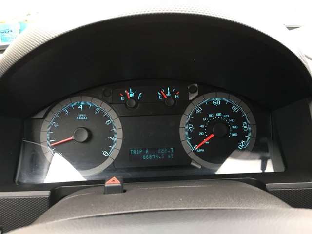 2010 Ford Escape AWD XLT 4dr SUV